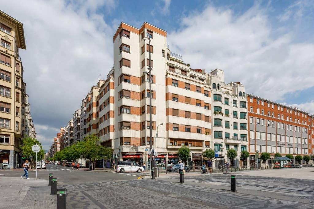 Urban Rooms Habitaciones Con Wifi Y Smart Tv Більбао Номер фото